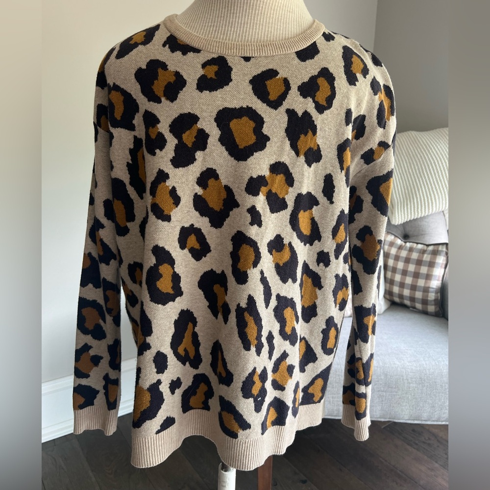 H&M Leopard Print Crew Neck Sweater